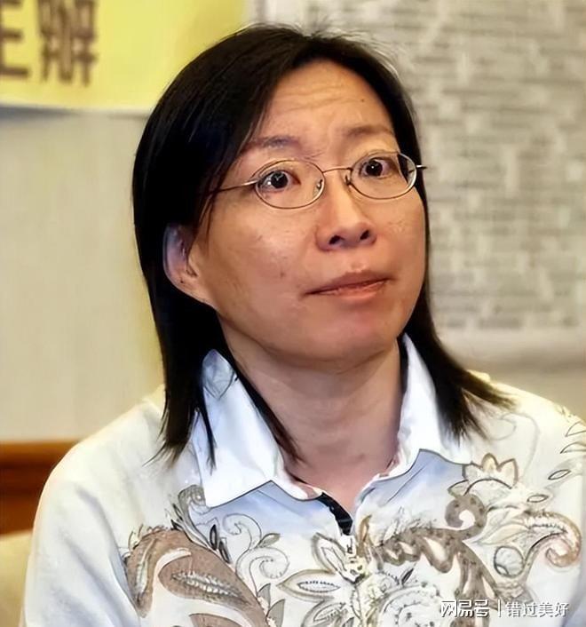 “台湾永远不可能回归中国”！她刚说完没两天就意外被吊臂砸死(图2)