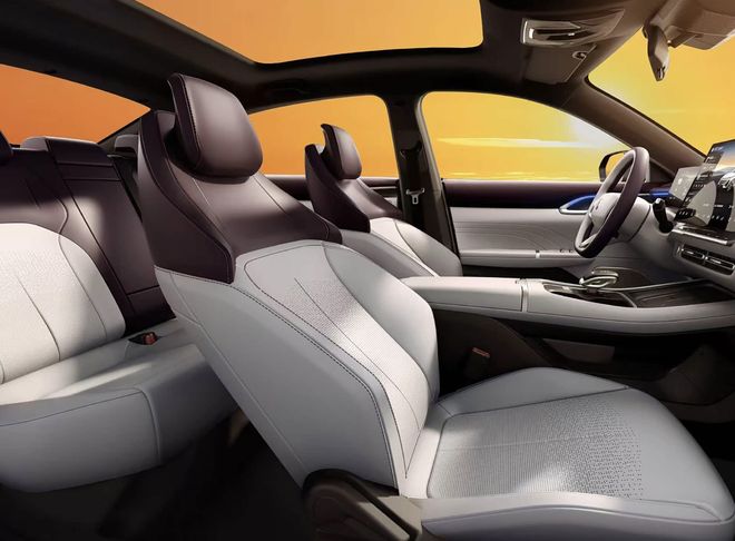 最美“国民家轿”来了超低风阻车身两种动力选择还是大品牌(图5)