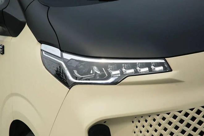 即刻启程！通勤、旅居Vanlife风！实拍亚特启程露营车(图4)