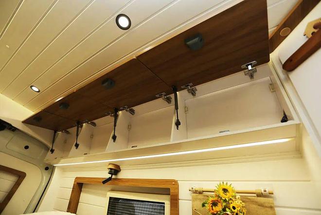 即刻启程！通勤、旅居Vanlife风！实拍亚特启程露营车(图22)