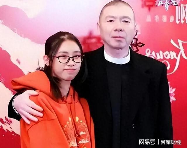 徐帆回应离婚五个月后冯小刚再惹争议养女徐朵竟成了导火索(图2)