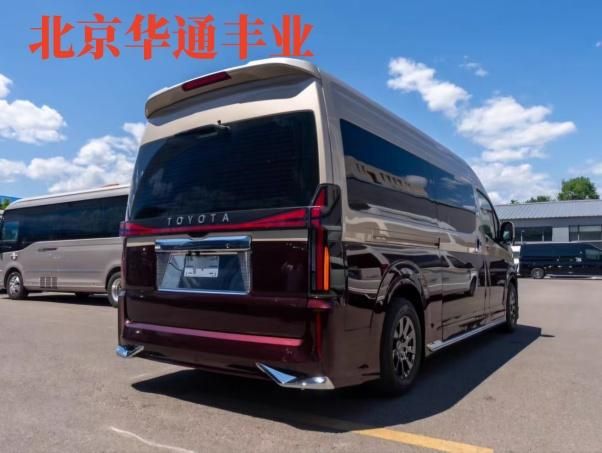 2026款进口丰田海狮凯撒皇冠版7座现车报价(图4)