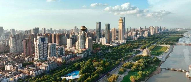 2025热搜好房｜华润武汉瑞府售楼处发布打造理想品质生活(图2)